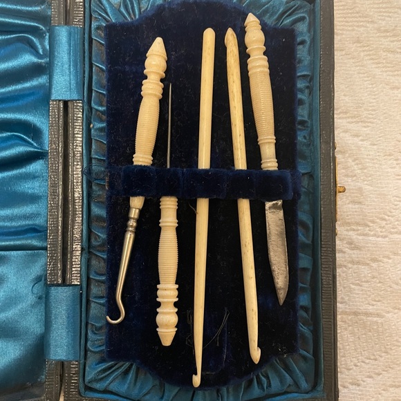 Vintage crochet hooks - Picture 2 of 9